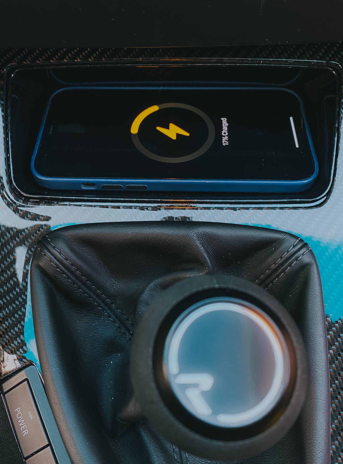 BMW E9X 3 SERIES (E90/E91/E92/E93) INDUKTIV Wireless Device Charging Unit