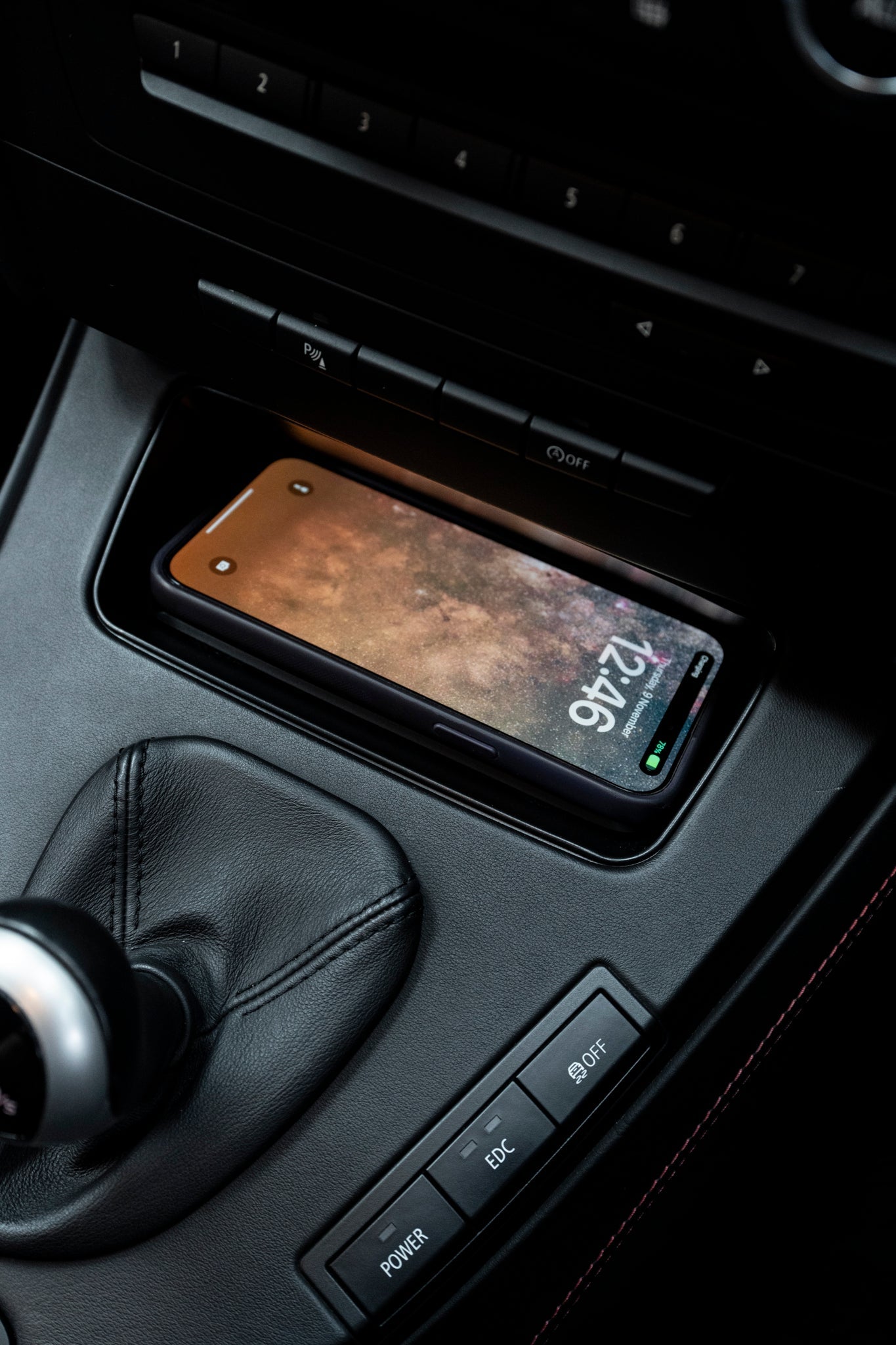BMW E9X 3 SERIES (E90/E91/E92/E93) INDUKTIV Wireless Device Charging Unit