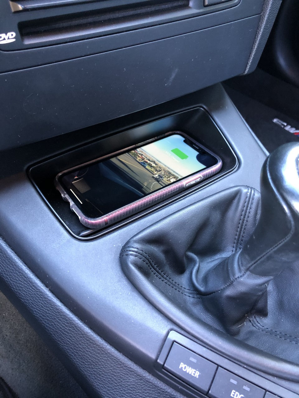 BMW E9X 3 SERIES (E90/E91/E92/E93) INDUKTIV Wireless Device Charging Unit