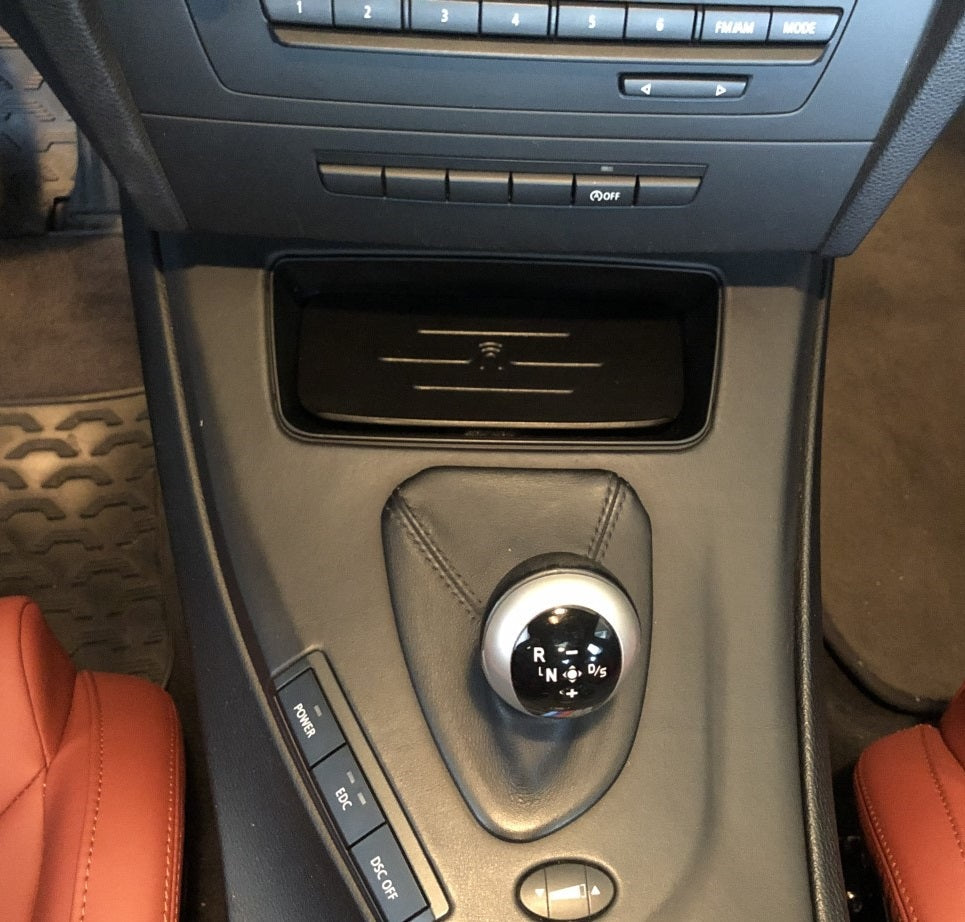 BMW E9X 3 SERIES (E90/E91/E92/E93) INDUKTIV Wireless Device Charging Unit